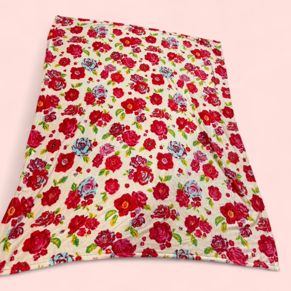 Roses Throw Blanket